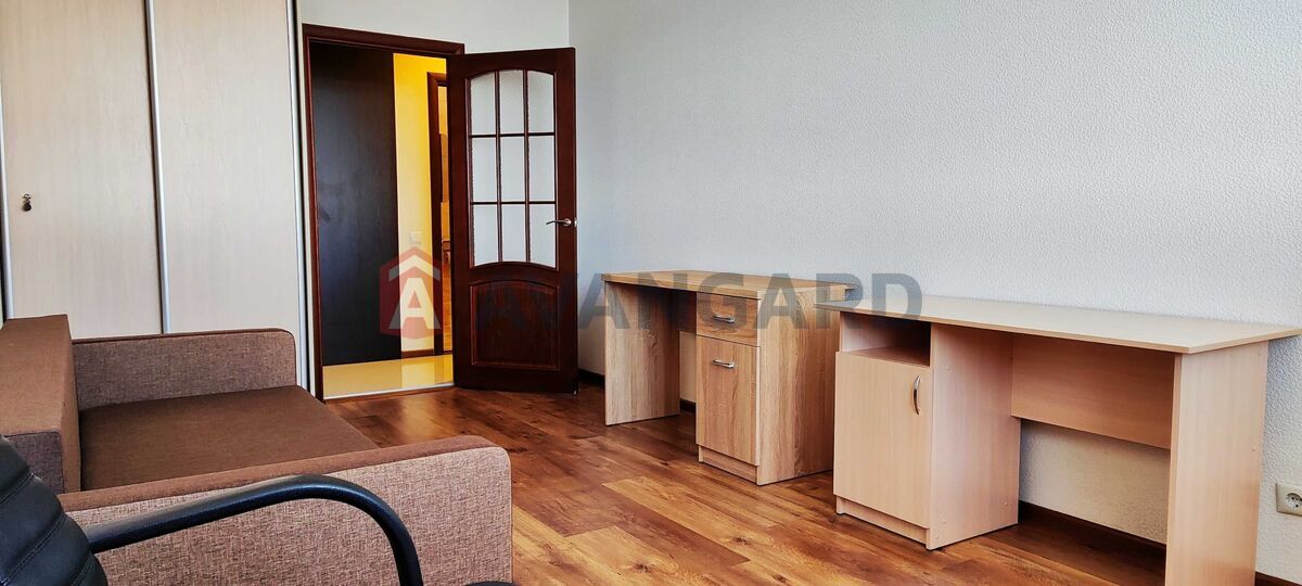 2 ����. ��������, 66/-/10 ��. �., 24/26 ���� ���� 12