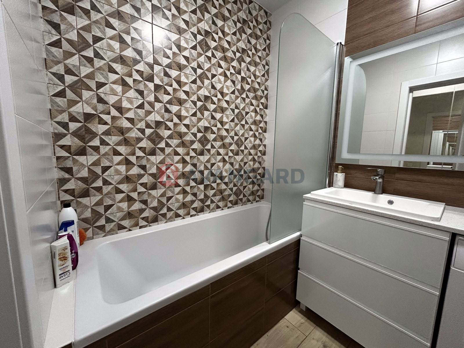 1 ��. ��������, 42/20/12 ��. �., 1/7 ������ ���� 12