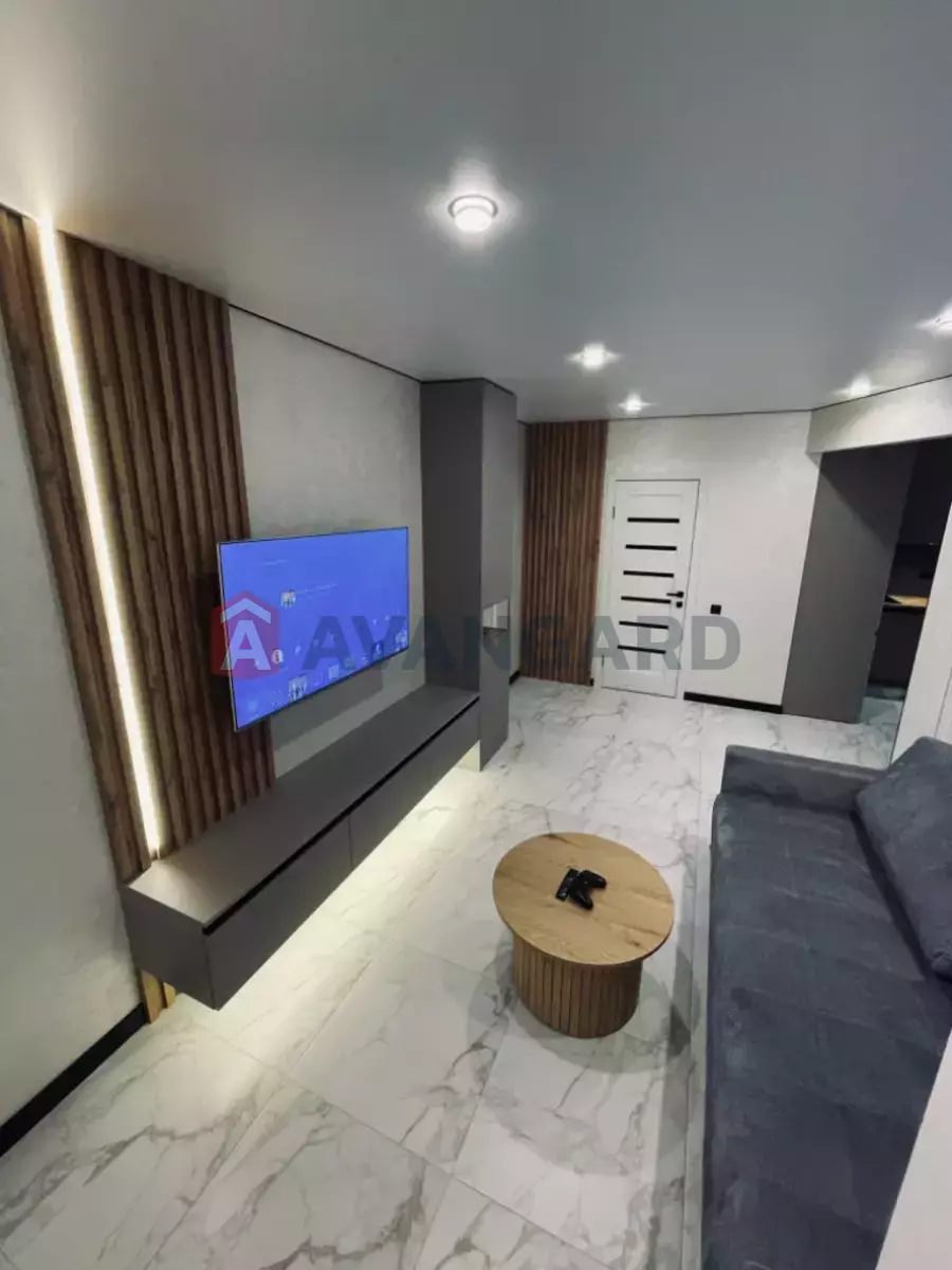 3 . , 66/-/- . ., 4/10   2