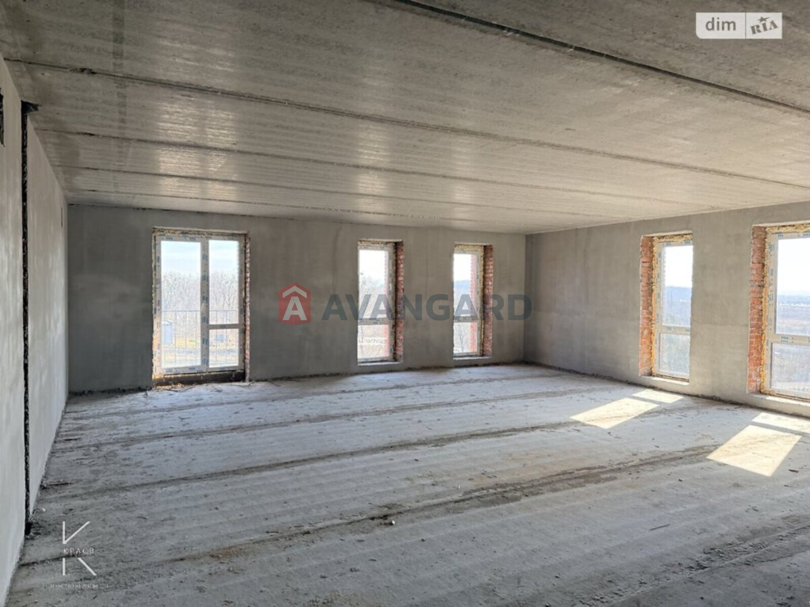 3 ��. ��������, 91/45/14 ��. �., 3/5 ������ ���� 1