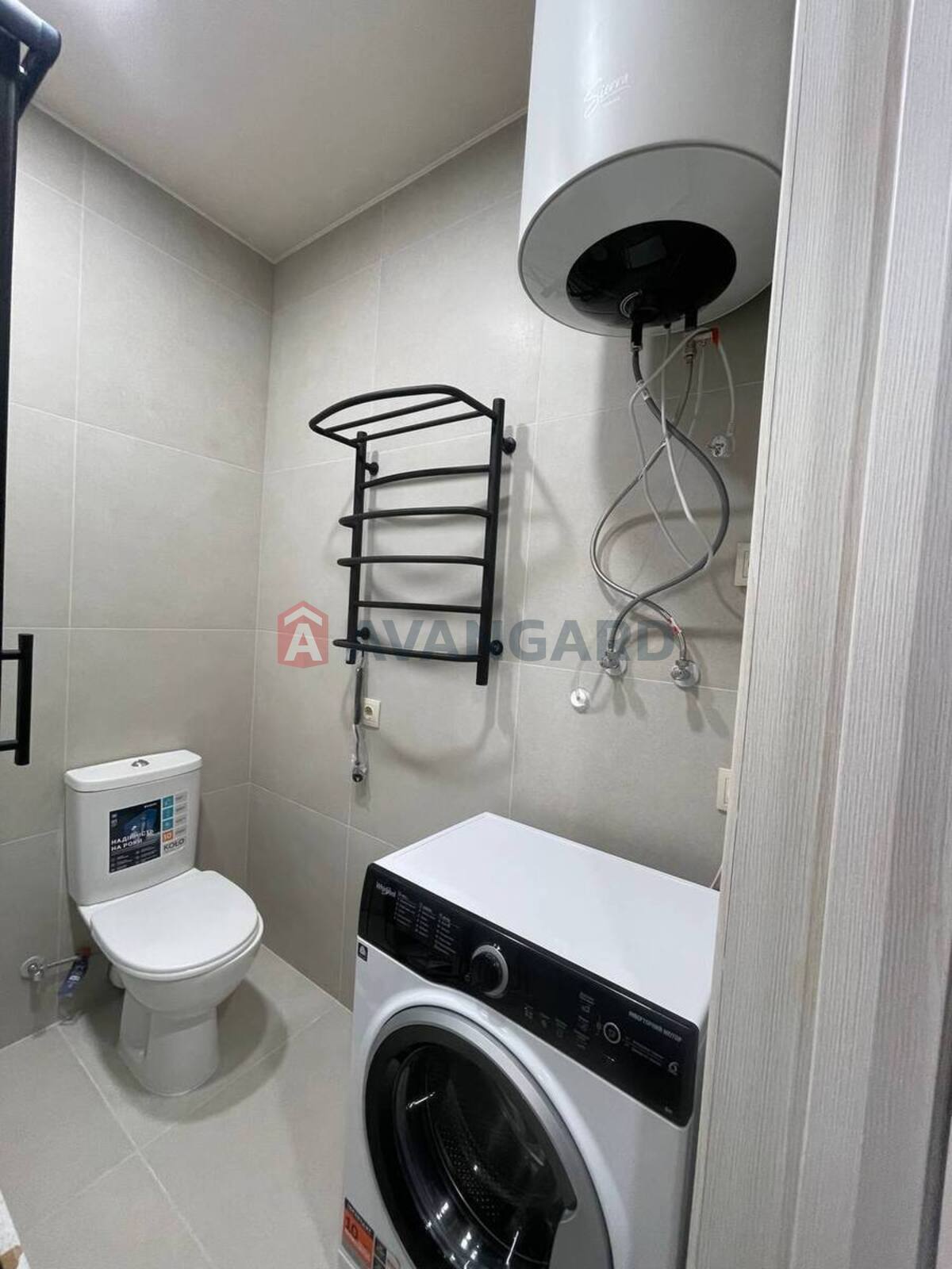 1 ��. ��������, 23/19/4 ��. �., 4/4 ������ ���� 8