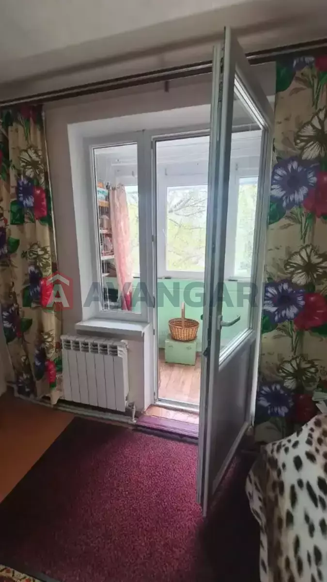 3 ����. ��������, 65/39/9 ��. �., 2/5 ���� ���� 9