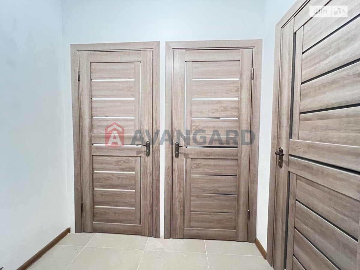 1 ��. ��������, 40/19/12 ��. �., 10/11 ������ ���� 11