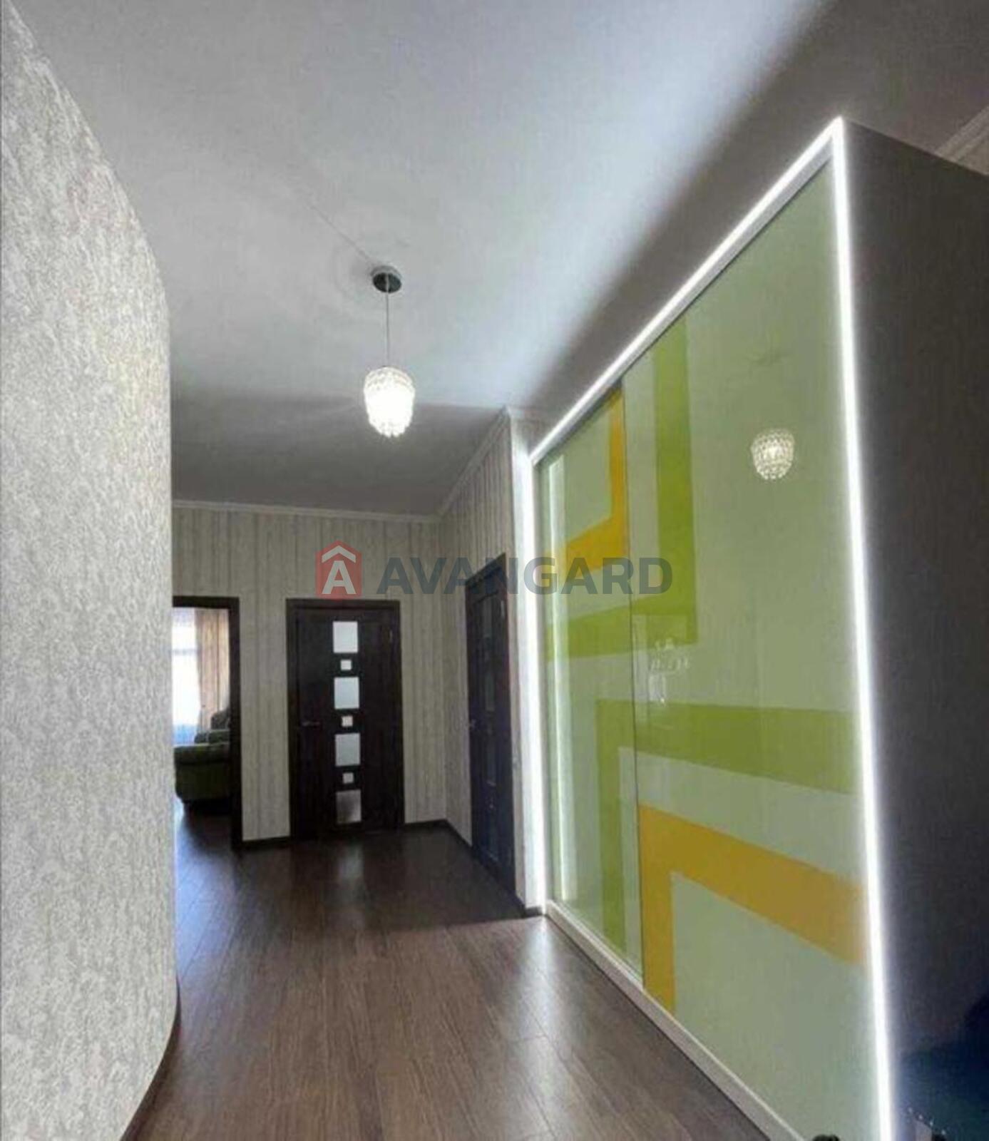 3 ����. ��������, 107/-/12 ��. �., 4/14 ���� ���� 11