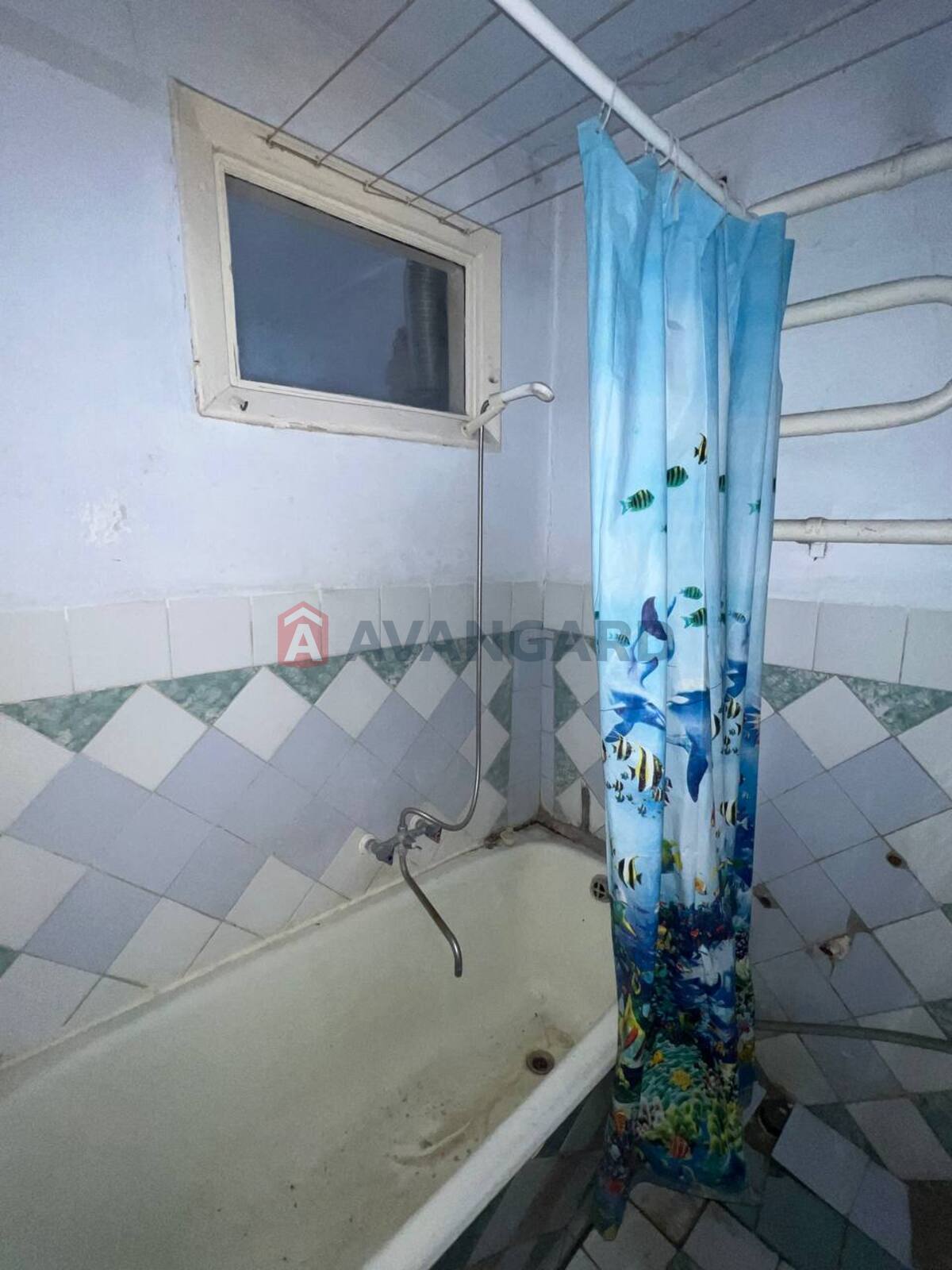 3 ����. ��������, 57/35/6 ��. �., 4/6 ���� ���� 8