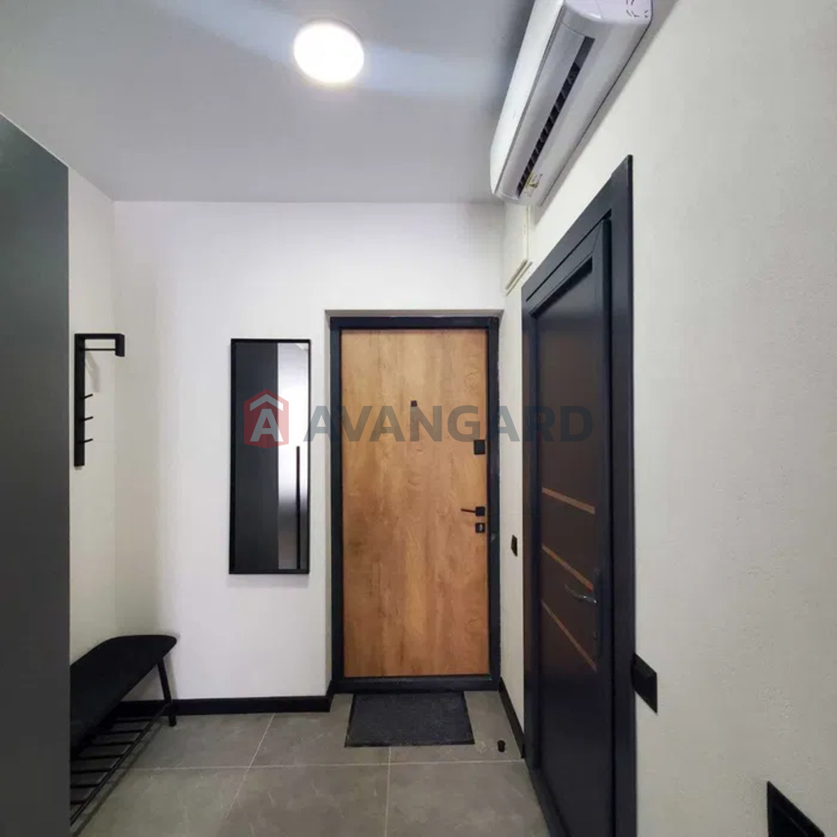 1 ��. ��������, 28/-/8 ��. �., 4/6 ������ ���� 9