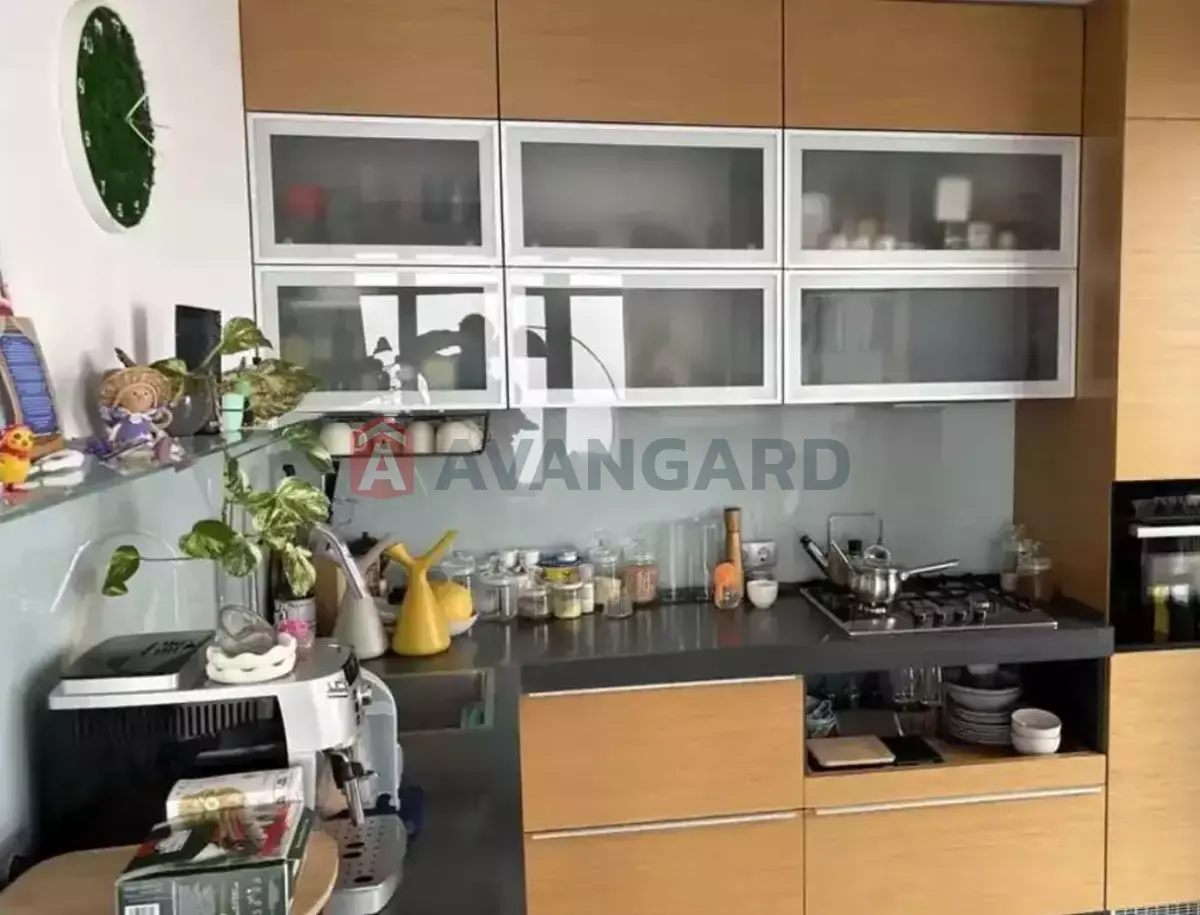 3 ��. ��������, 92/-/- ��. �., 11/11 ������ ���� 5