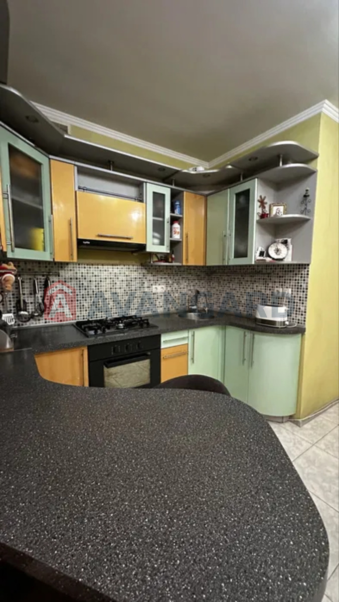 1 ��. ��������, 70/-/15 ��. �., 7/10 ������ ���� 2