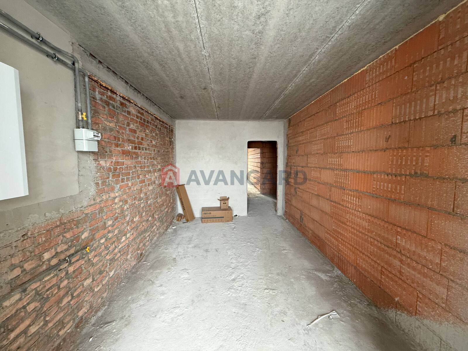 2 ����. ��������, 73/40/15 ��. �., 8/11 ���� ���� 20