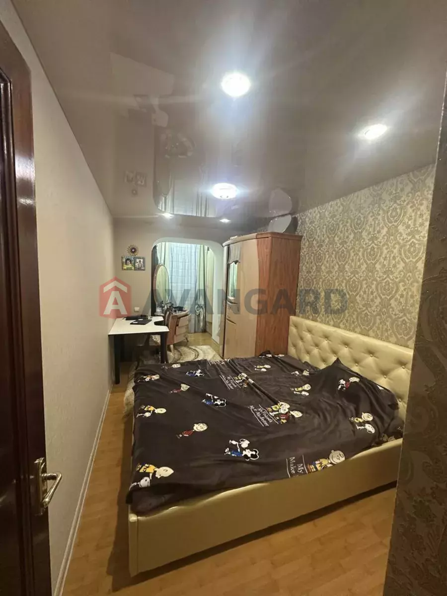 3 . , 70/-/10 . ., 5/9   6