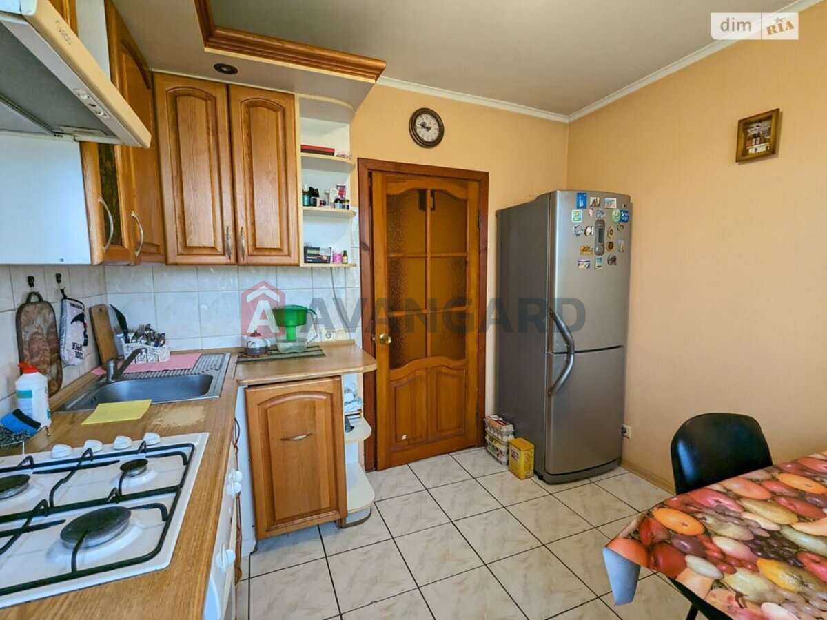 3 кім. квартира, 66/42/8 кв. м., 9/12 поверх фото 16 3 кім. квартира, 66/42/8 кв. м., 9/12 поверх фото 16