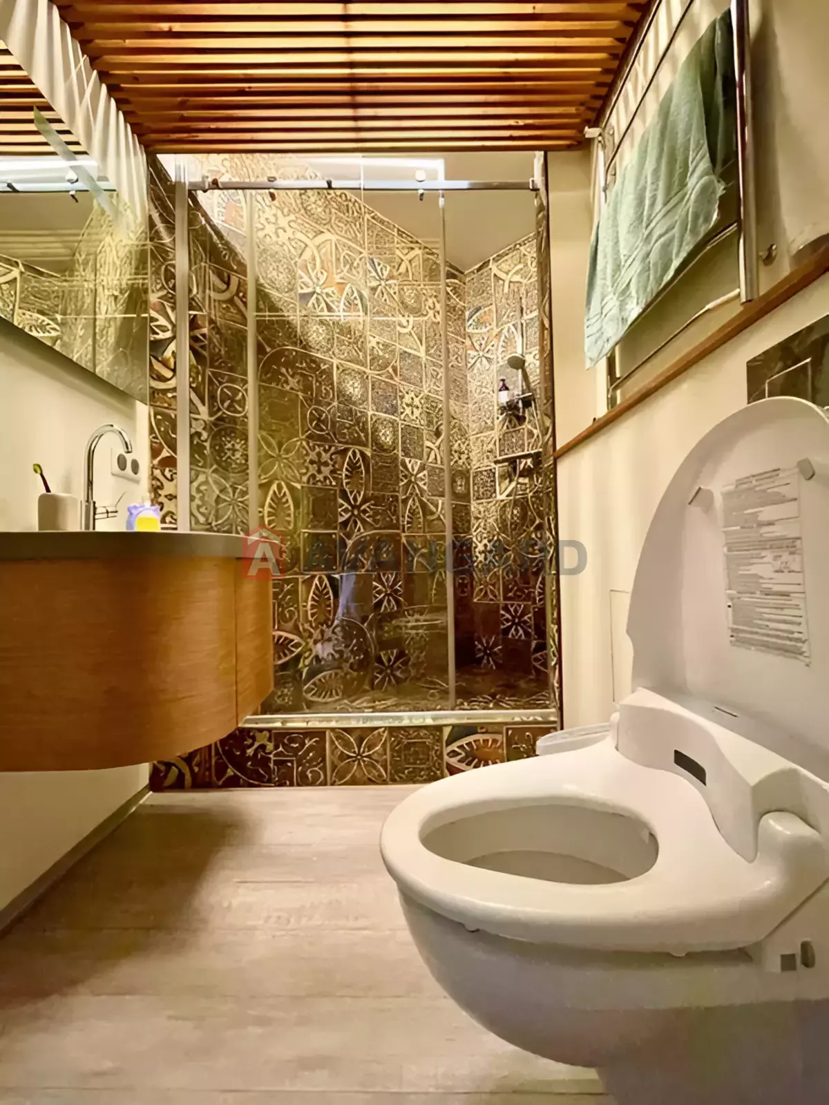 1 ��. ��������, 43/-/20 ��. �., 8/23 ������ ���� 6