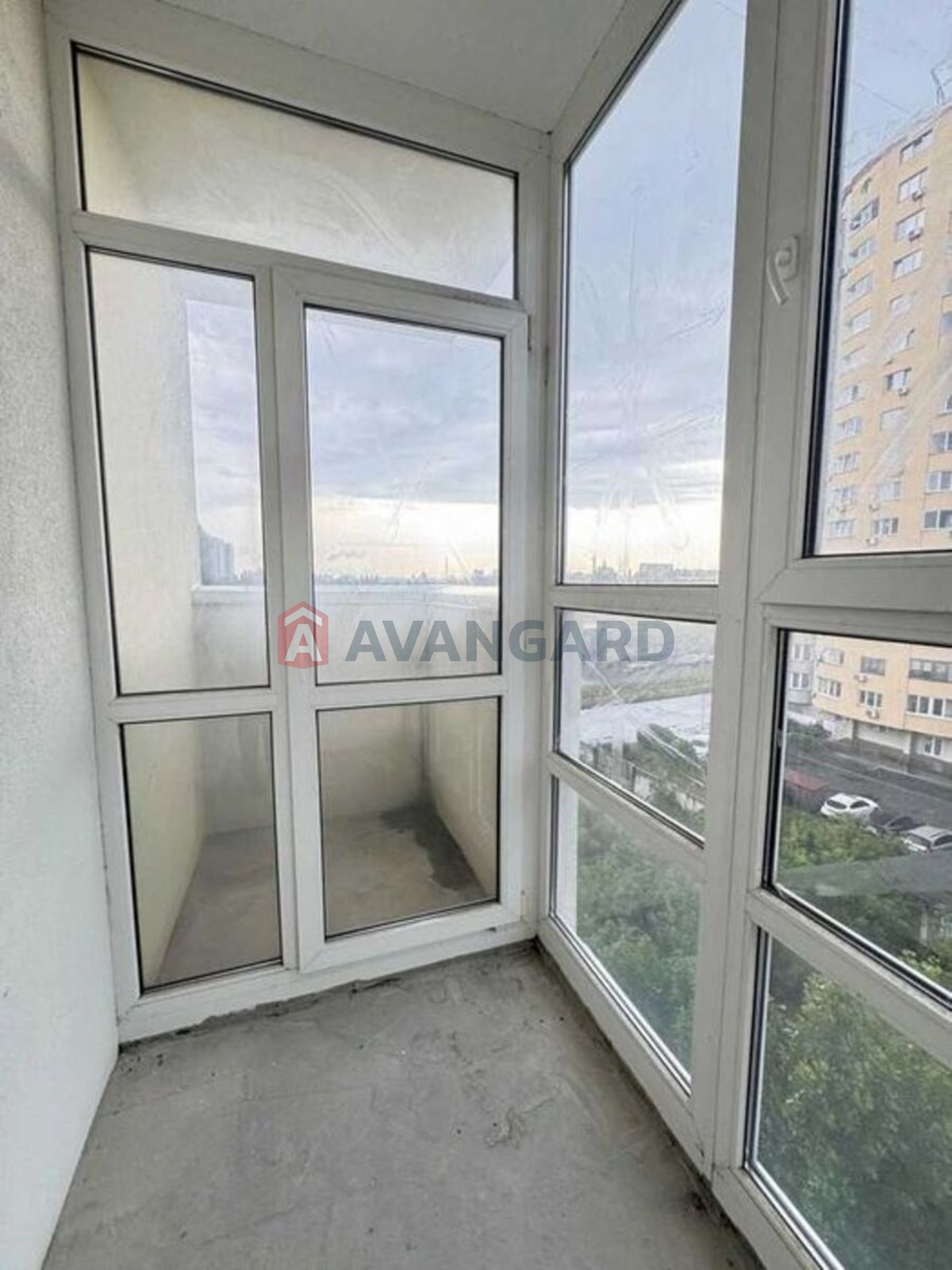 2 ��. ��������, 65/-/10 ��. �., 6/23 ������ ���� 8