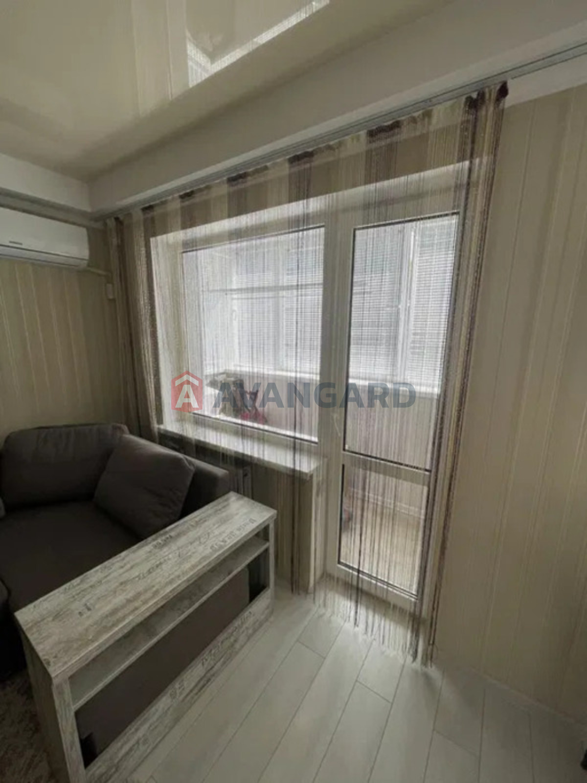 2 ��. ��������, 46/-/6 ��. �., 3/5 ������ ���� 3