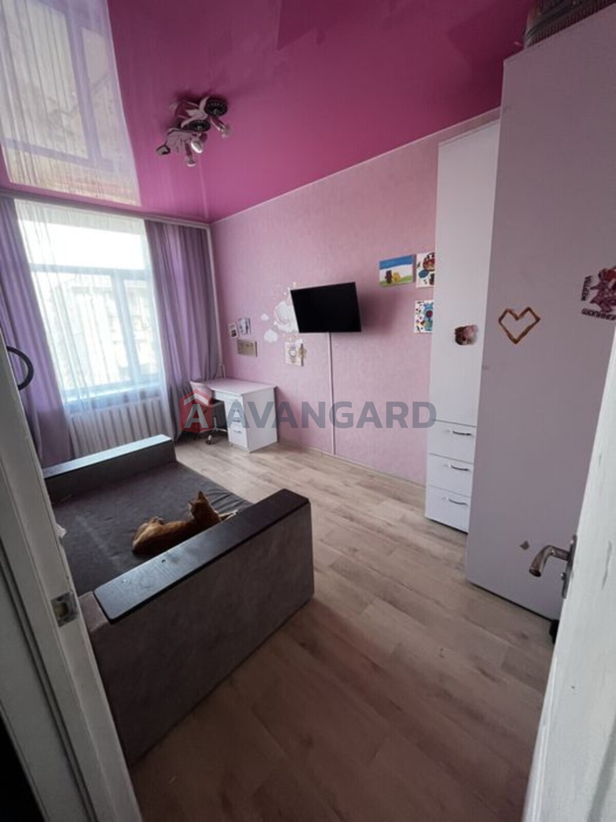 2 ��. ��������, 49/-/5 ��. �., 4/4 ������ ���� 2