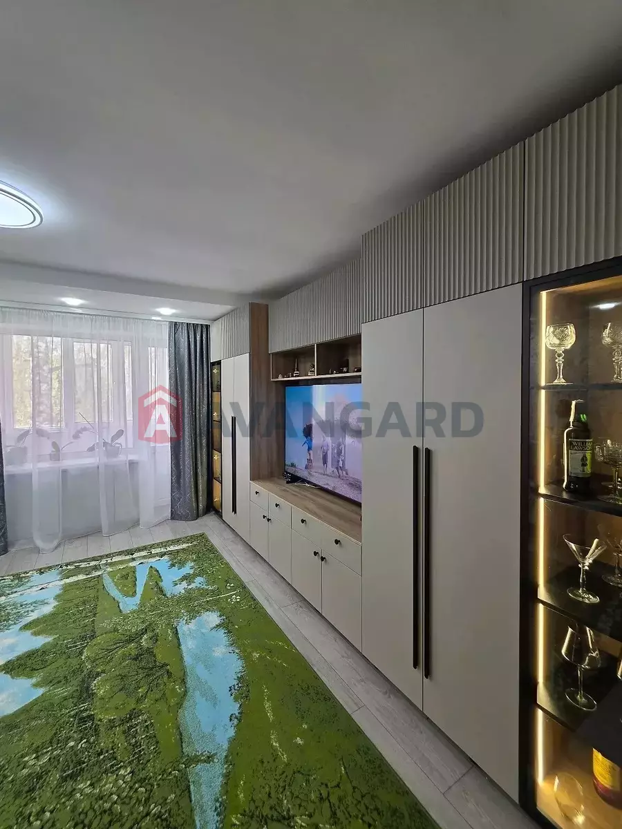 3 ����. ��������, 64/-/- ��. �., 2/3 ���� ���� 4