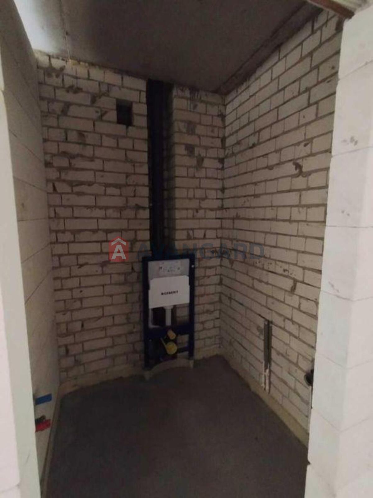 2 ��. ��������, 58/-/15 ��. �., 3/10 ������ ���� 13