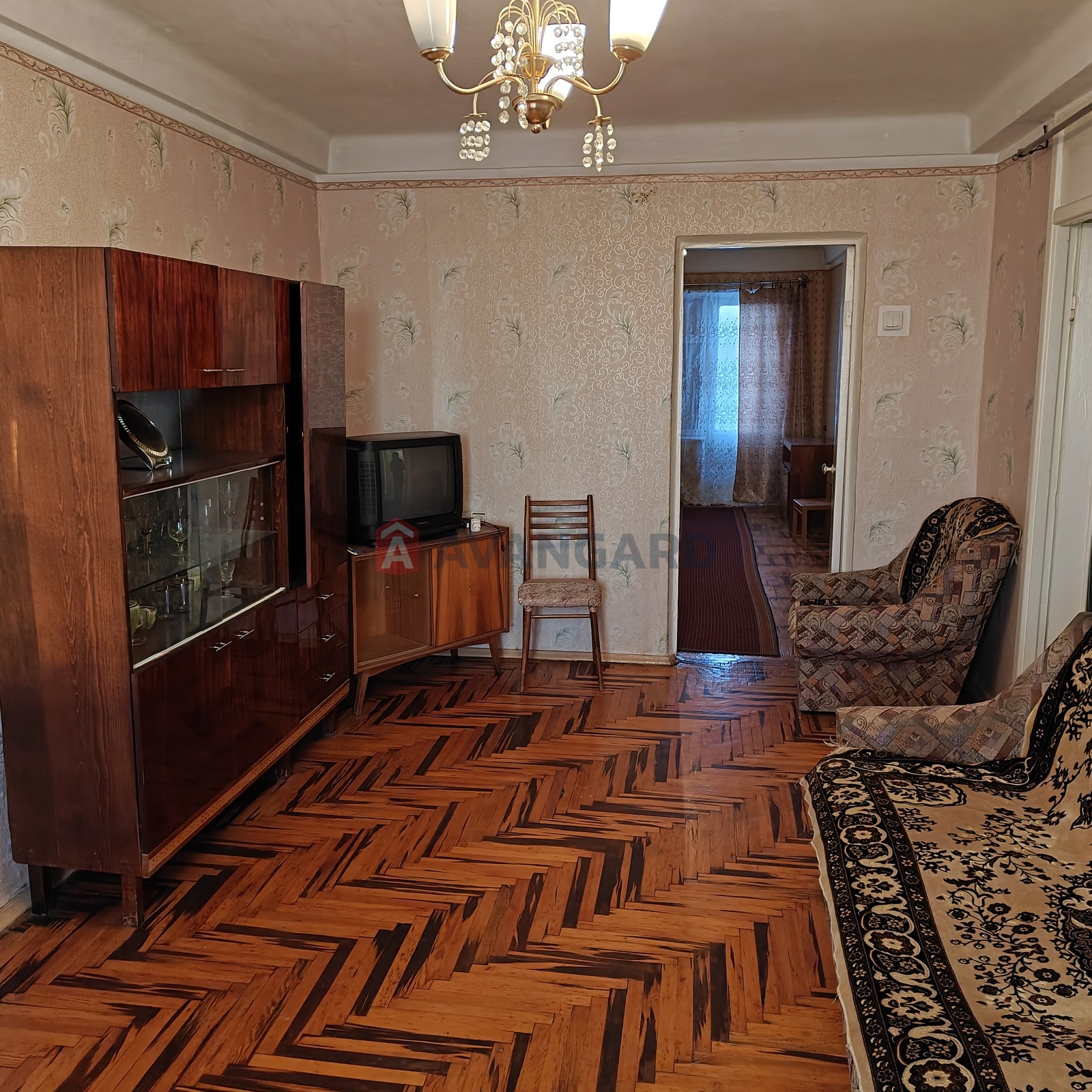 3 ��. ��������, 68/46/7 ��. �., 7/9 ������ ���� 2