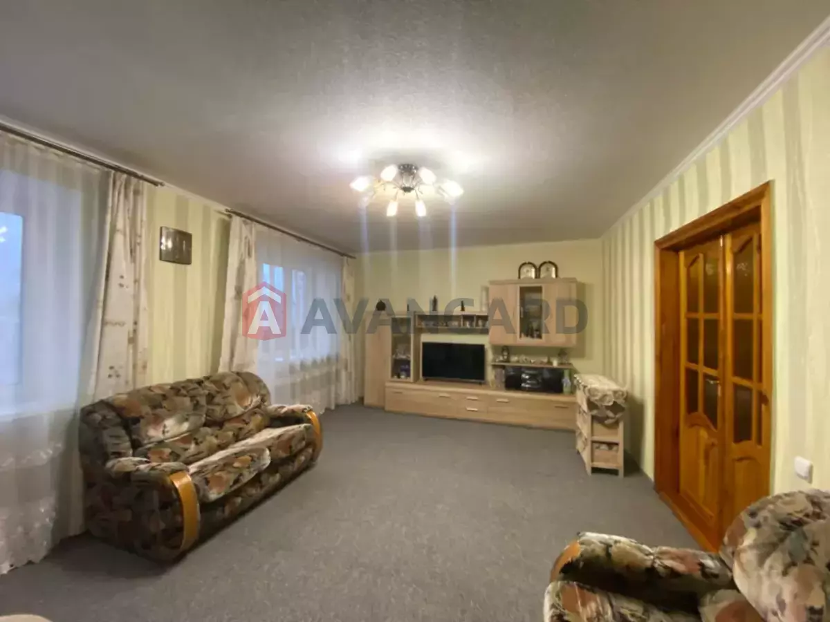 4 ��. ��������, 103/-/- ��. �., 4/9 ������ ���� 7