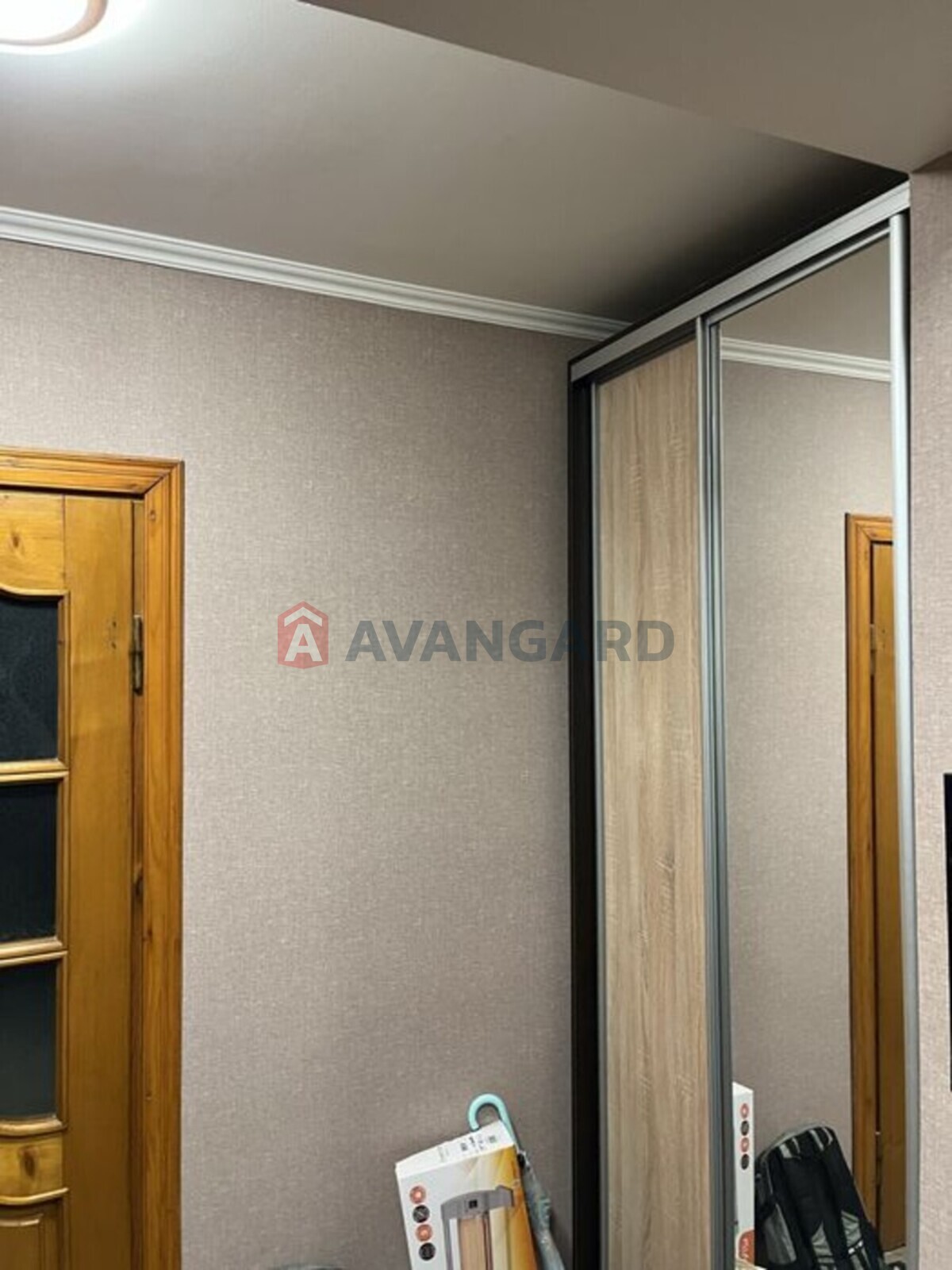 3 ��. ��������, 66/-/9 ��. �., 2/5 ������ ���� 14