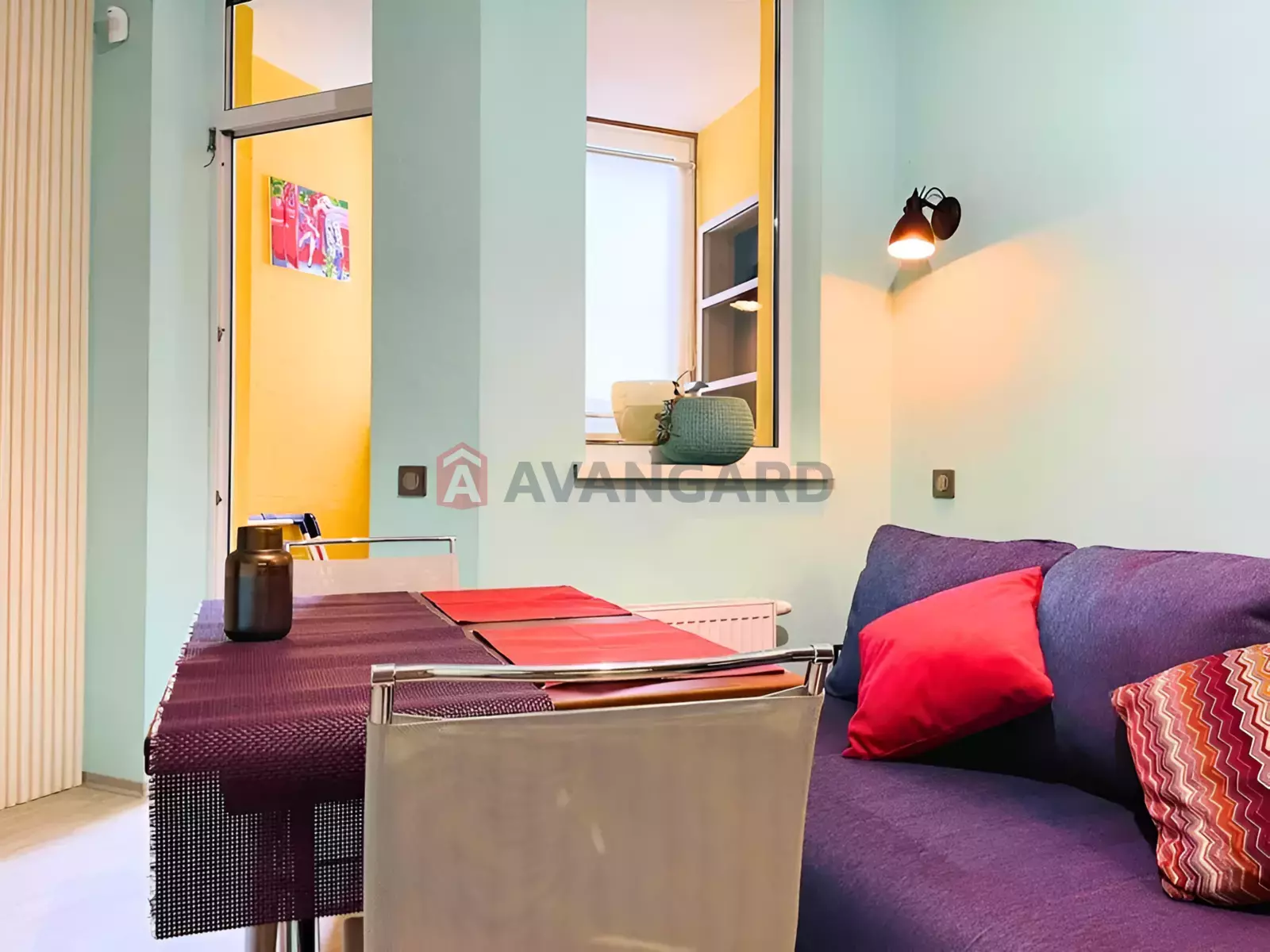 1 ��. ��������, 43/-/20 ��. �., 8/23 ������ ���� 3