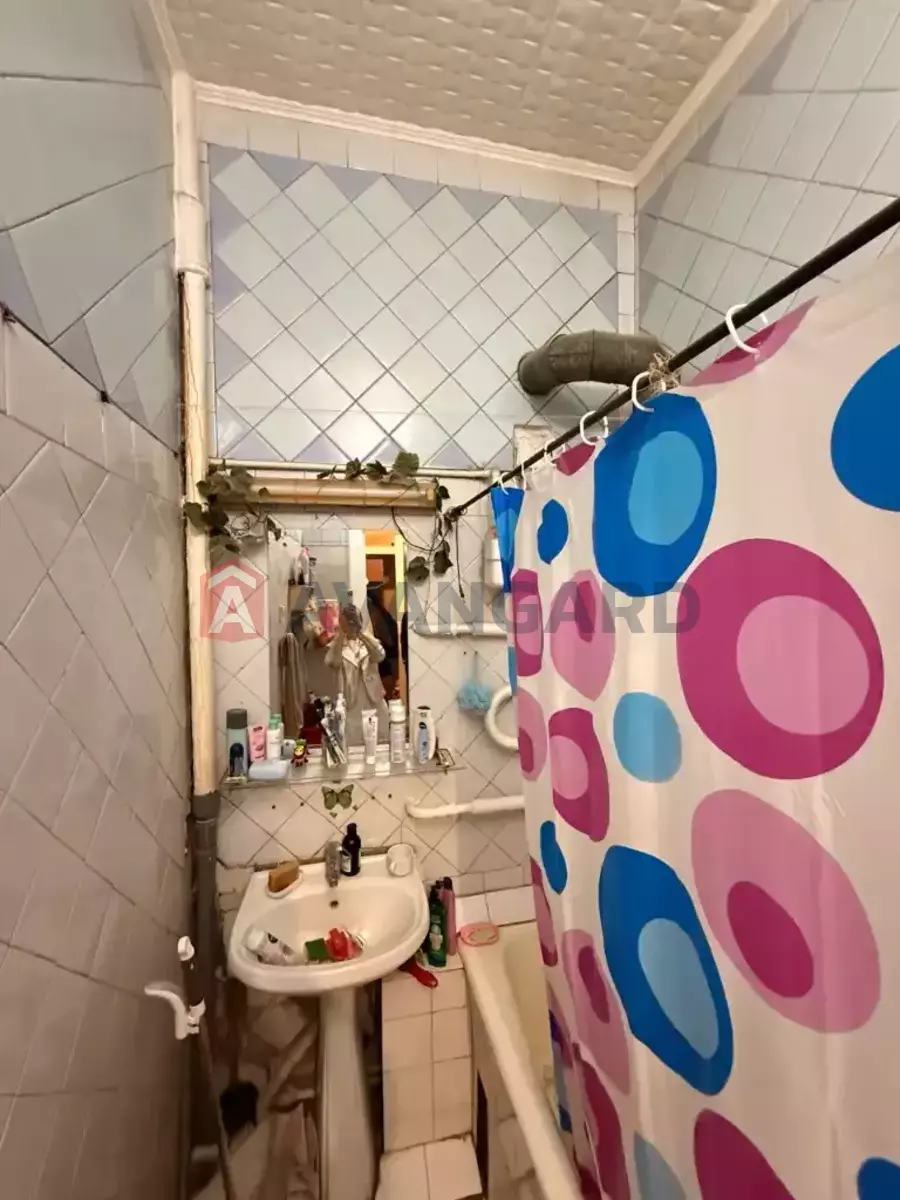 3 ��. ��������, 78/-/10 ��. �., 4/4 ������ ���� 2