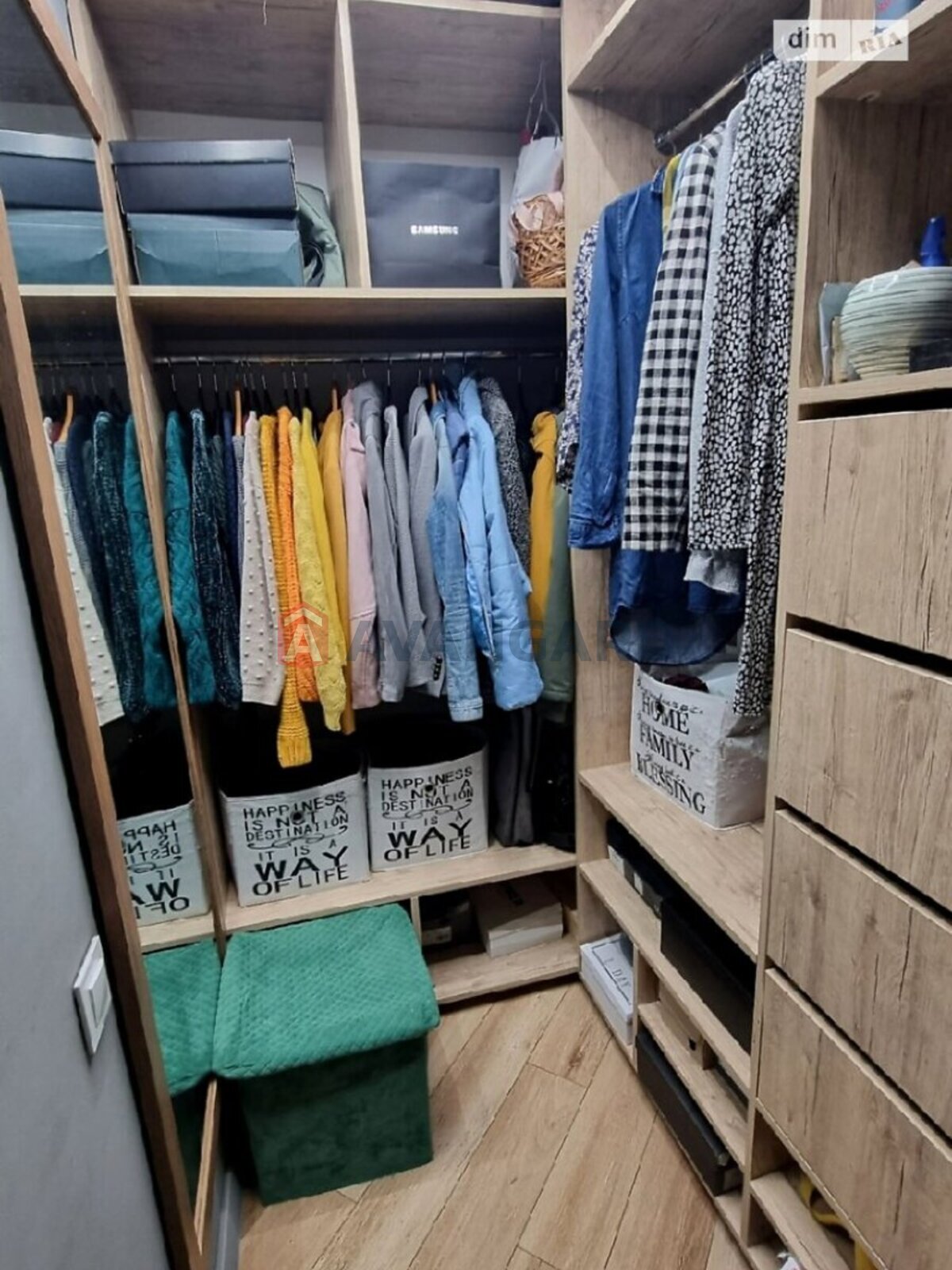 3 ��. ��������, 65/-/- ��. �., 6/9 ������ ���� 17