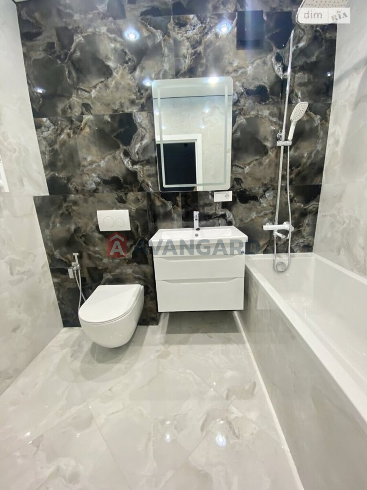 1 ��. ��������, 46/-/- ��. �., 5/11 ������ ���� 20