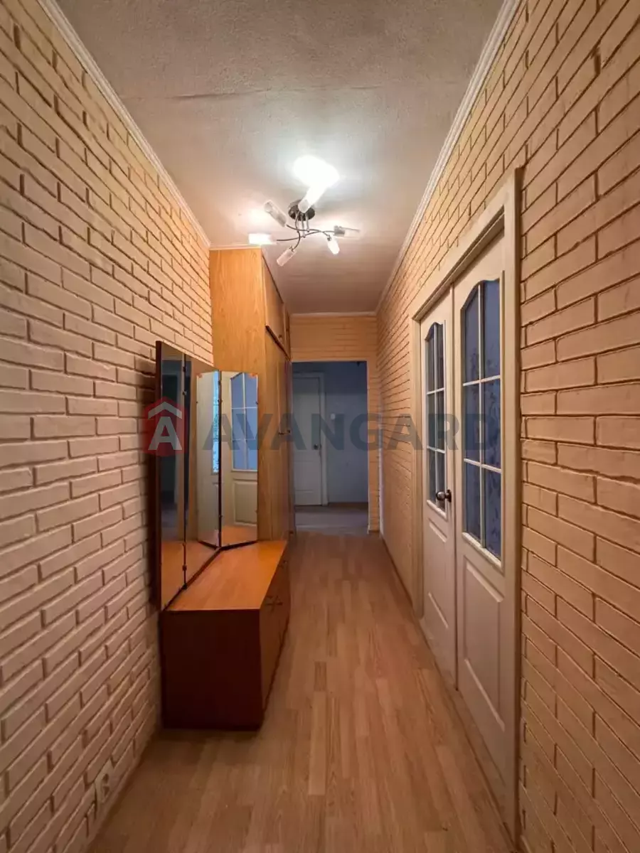 3 ����. ��������, 65/-/8 ��. �., 7/9 ���� ���� 8