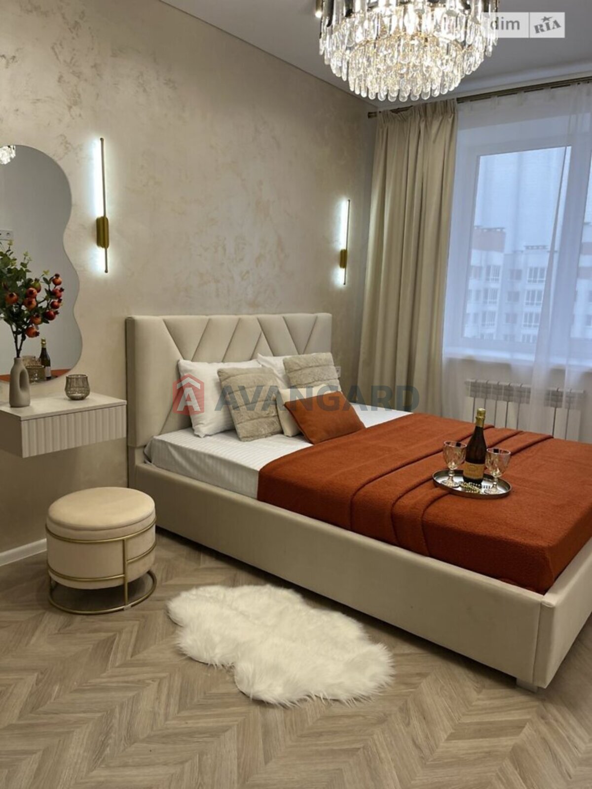 2 ��. ��������, 70/29/24 ��. �., 6/8 ������ ���� 3