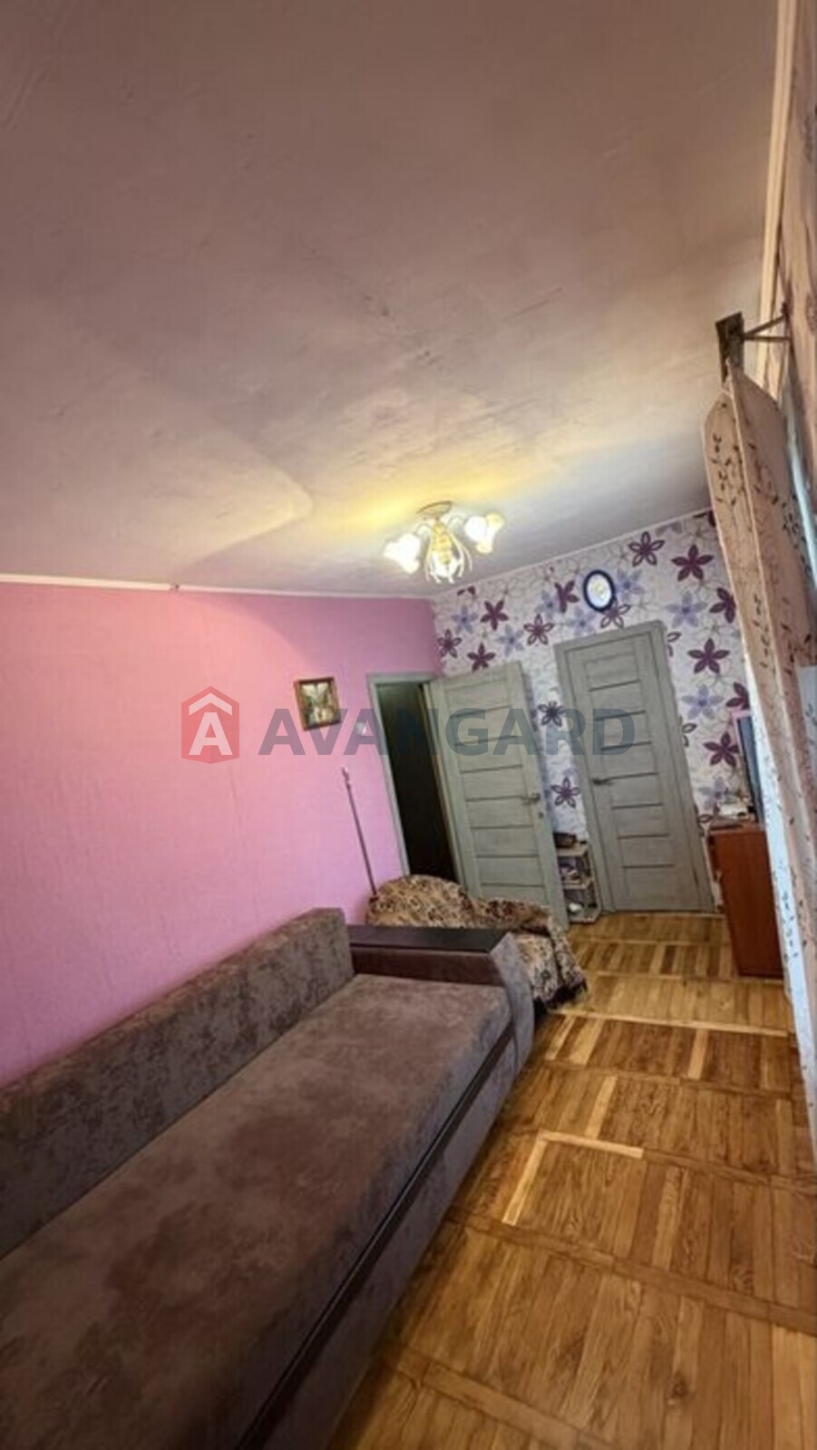 2 ��. ��������, 46/-/8 ��. �., 4/4 ������ ���� 8