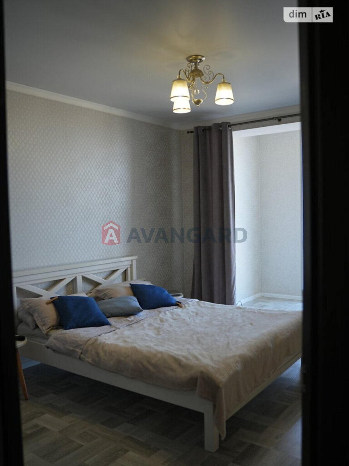 1 ��. ��������, 46/-/- ��. �., 10/12 ������ ���� 2