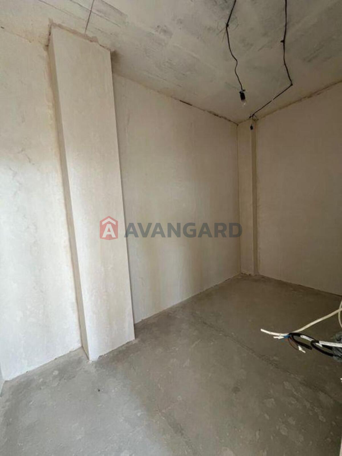 3 ��. ��������, 140/-/41 ��. �., 13/15 ������ ���� 10