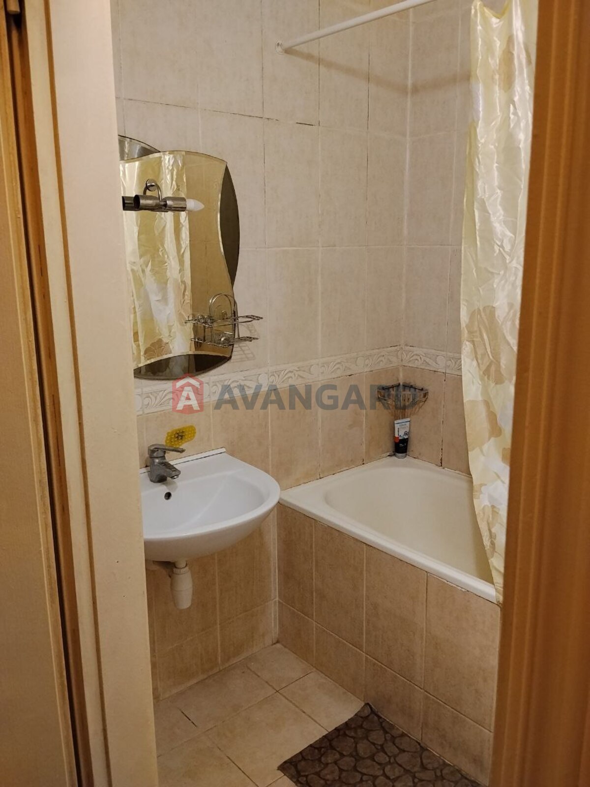 3 ����. ��������, 63/-/- ��. �., 2/9 ���� ���� 6