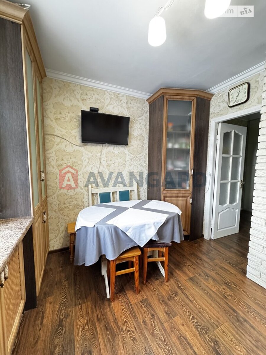 2 ����. ��������, 50/29/8 ��. �., 2/9 ���� ���� 15