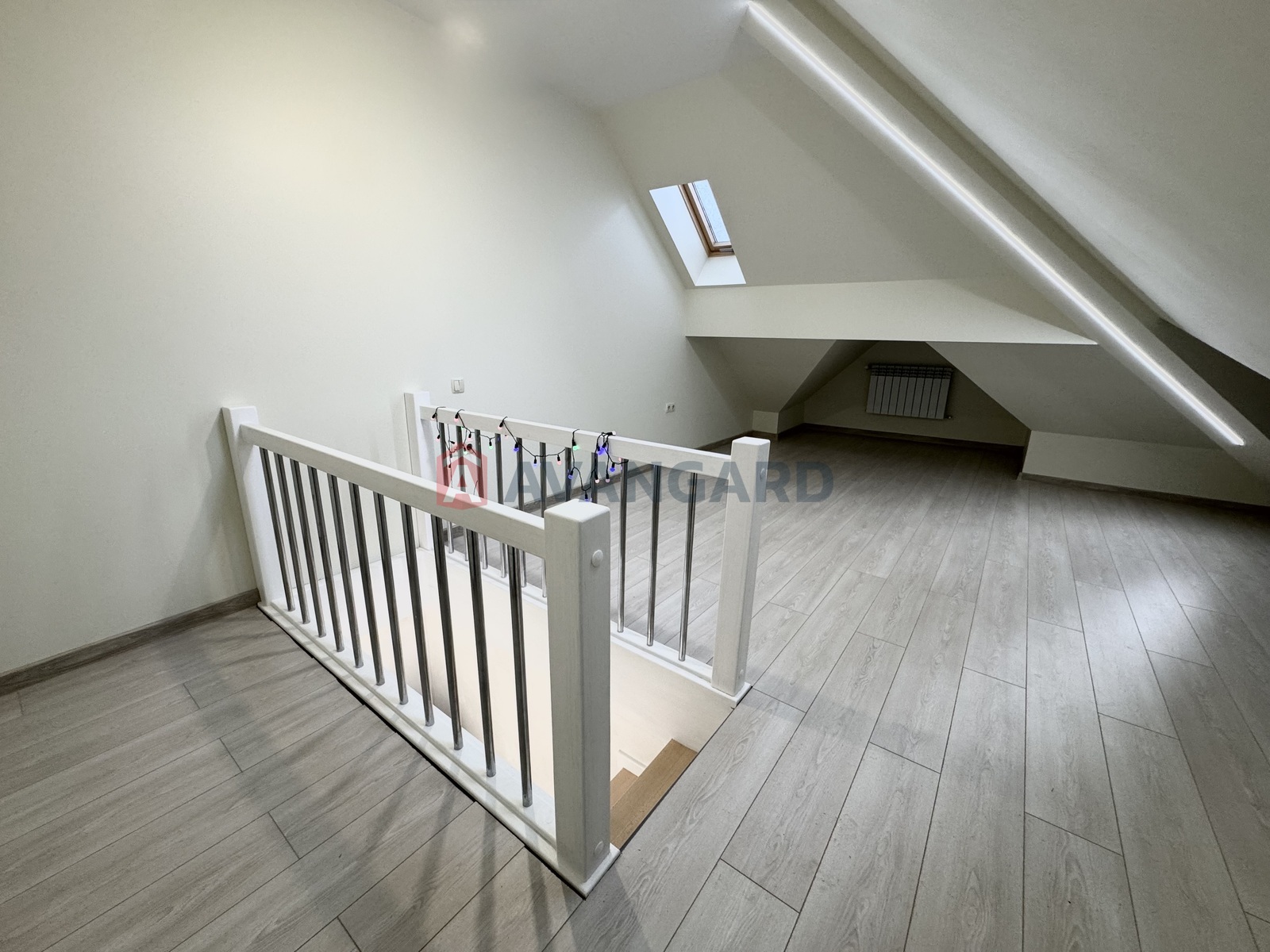 2 ��. ��������, 57/40/10 ��. �., 5/6 ������ ���� 17