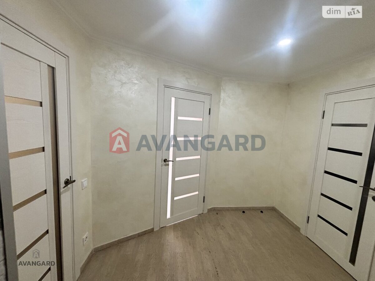 1 ��. ��������, 44/-/15 ��. �., 2/7 ������ ���� 18