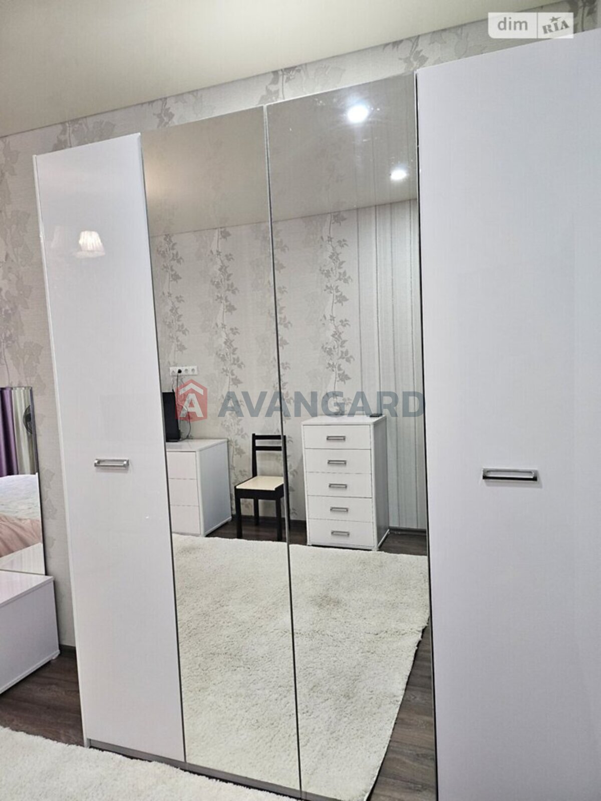 1 ��. ��������, 59/25/20 ��. �., 5/12 ������ ���� 10