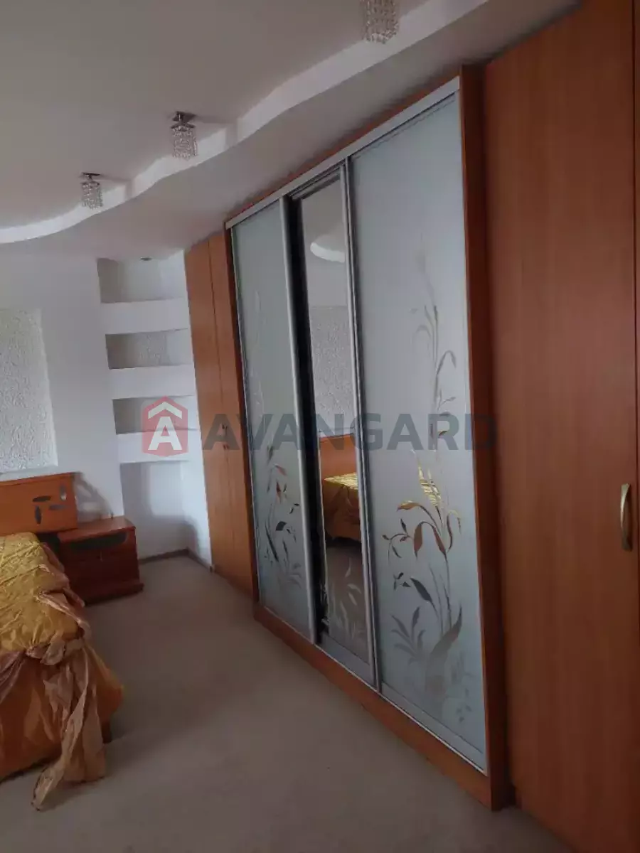 2 ����. ��������, 77/46/7 ��. �., 4/16 ���� ���� 4