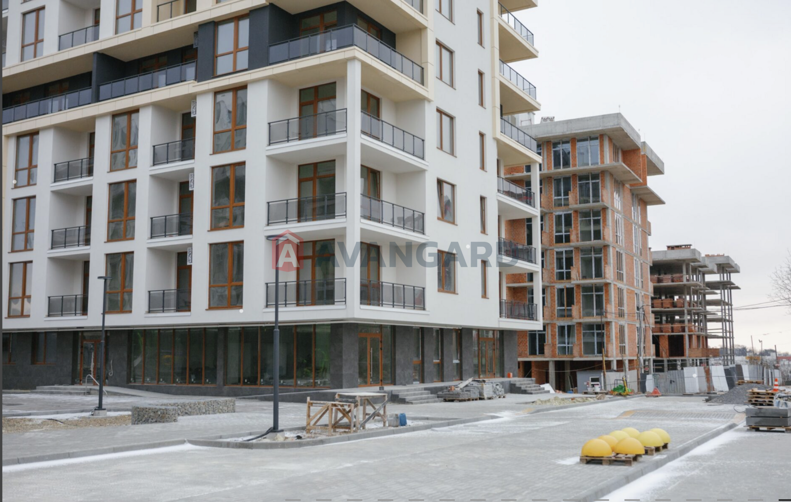 1 ����. ��������, 43,28/14,42/18,99 ��. �., 4/5 ���� ���� 16