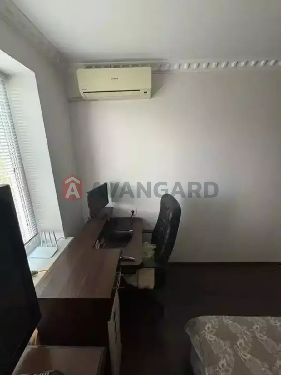 3 ����. ��������, 60/40/10 ��. �., 5/9 ���� ���� 7