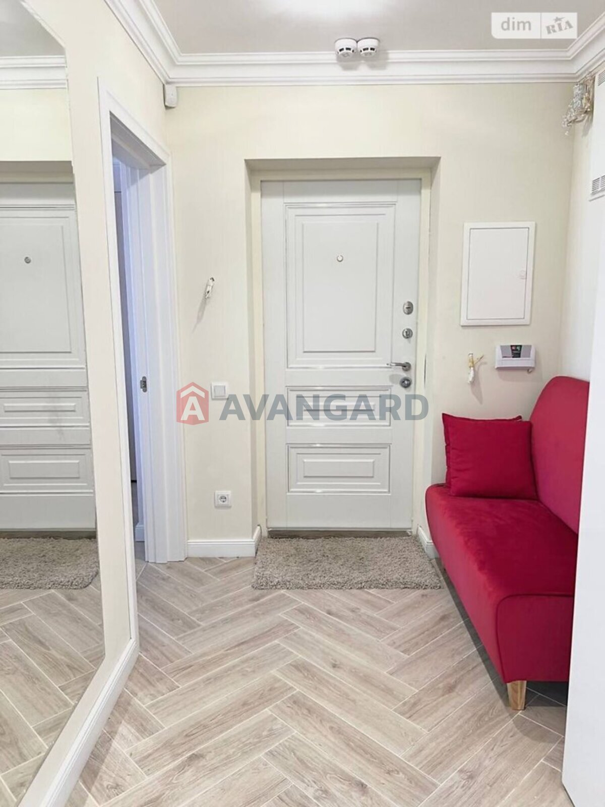 3 ��. ��������, 95/58/17 ��. �., 6/17 ������ ���� 14