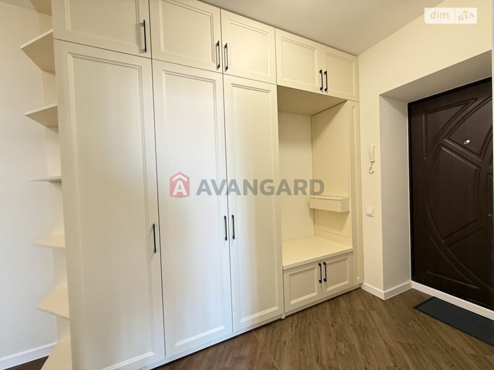 2 ��. ��������, 80/41/19 ��. �., 10/10 ������ ���� 3