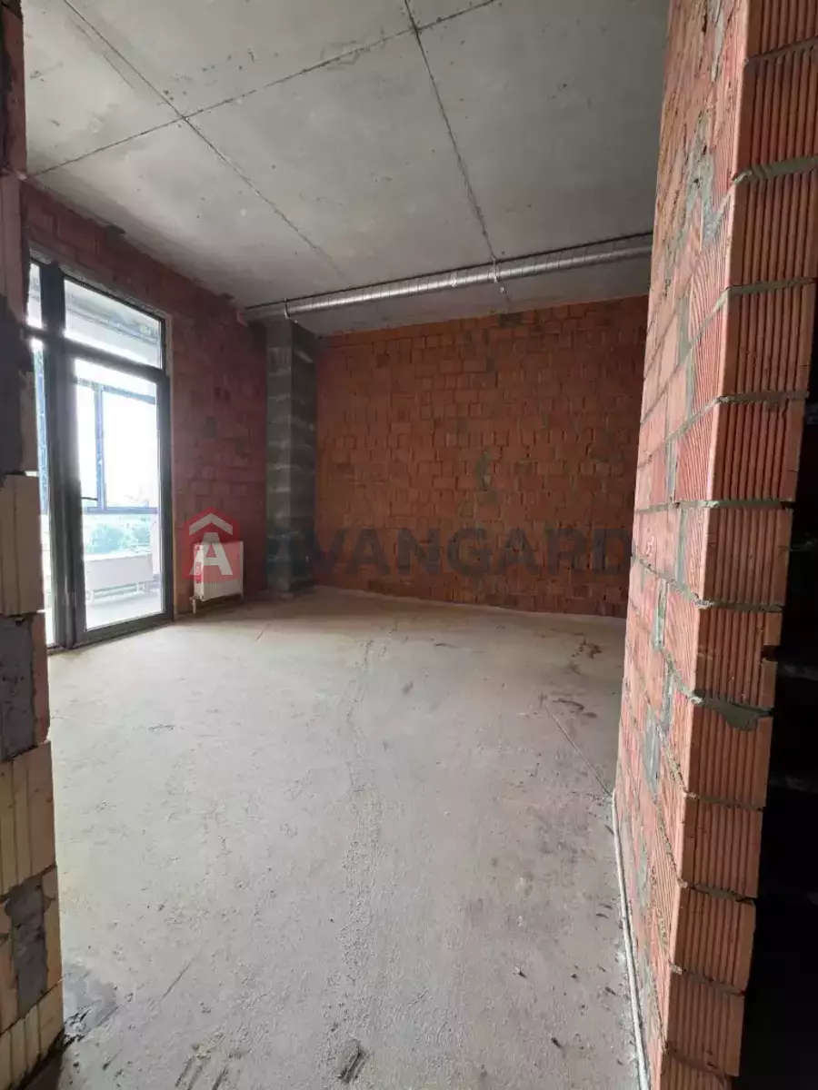 2 ��. ��������, 49/-/- ��. �., 10/10 ������ ���� 3