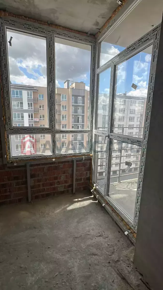 3 ��. ��������, 71/-/- ��. �., 8/10 ������ ���� 19