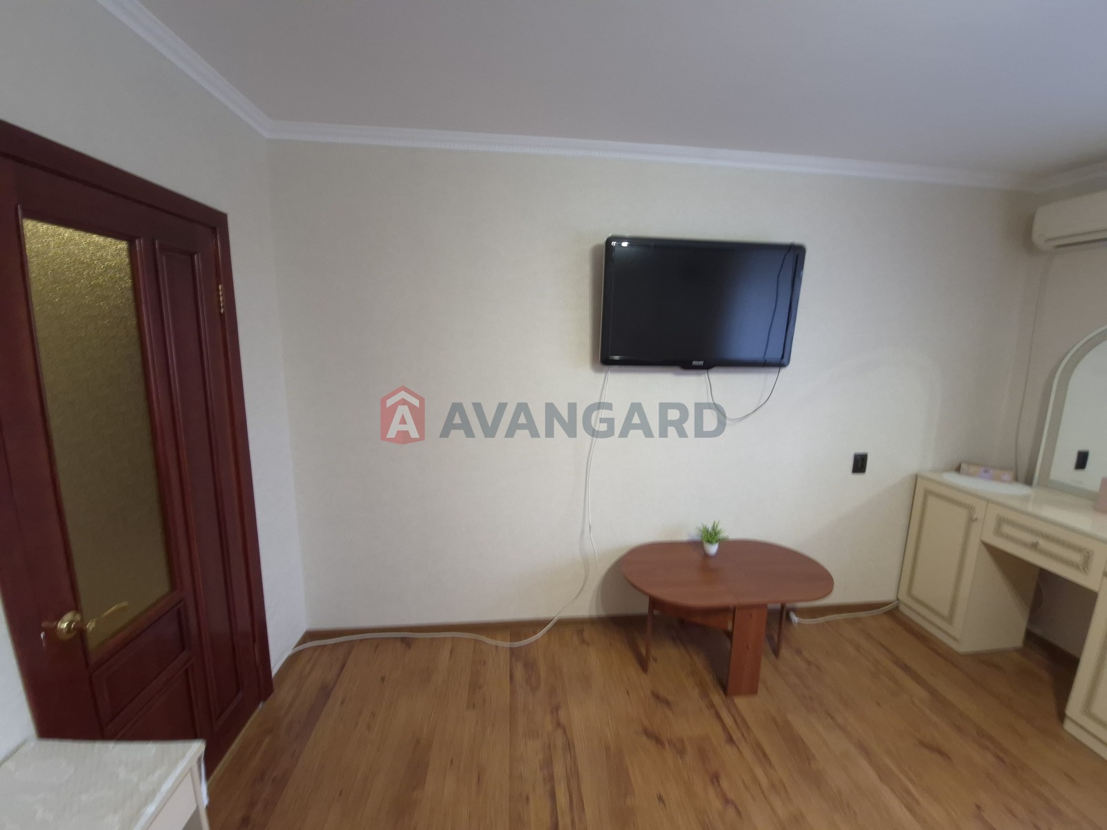 2 . , 78/-/16 . ., 8/11   11