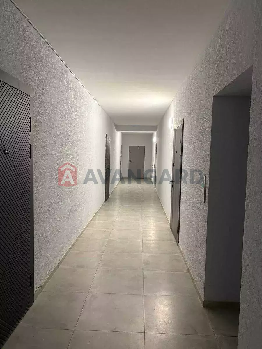 2 ��. ��������, 73/-/33 ��. �., 2/10 ������ ���� 7