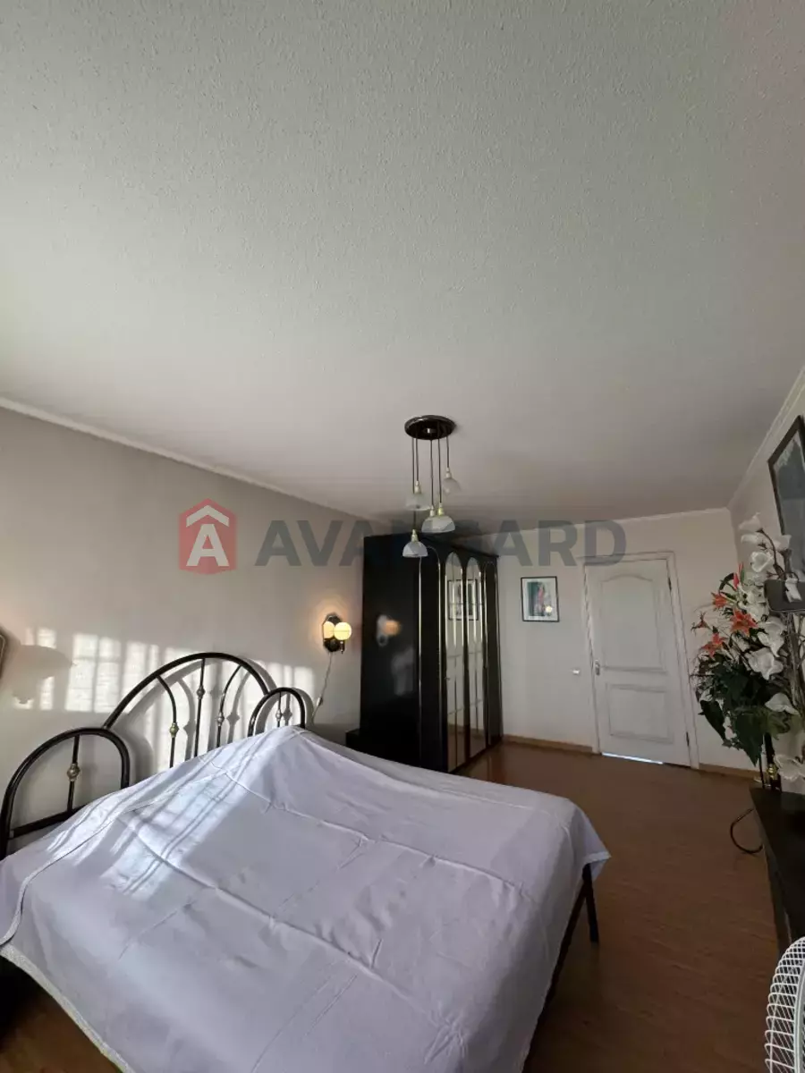 3 ��. ��������, 67/-/9 ��. �., 10/12 ������ ���� 6