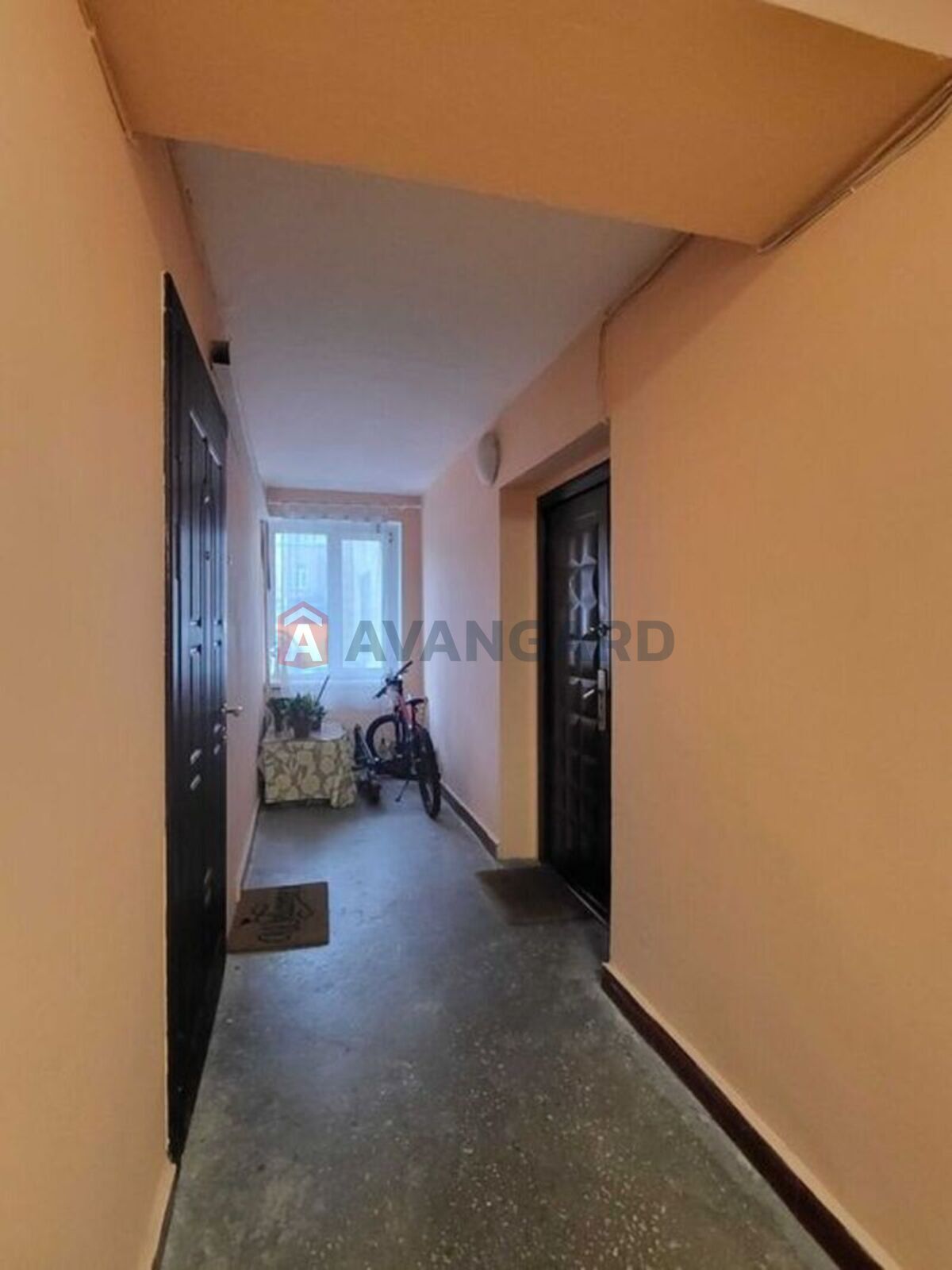 2 ��. ��������, 64/-/9 ��. �., 4/10 ������ ���� 15