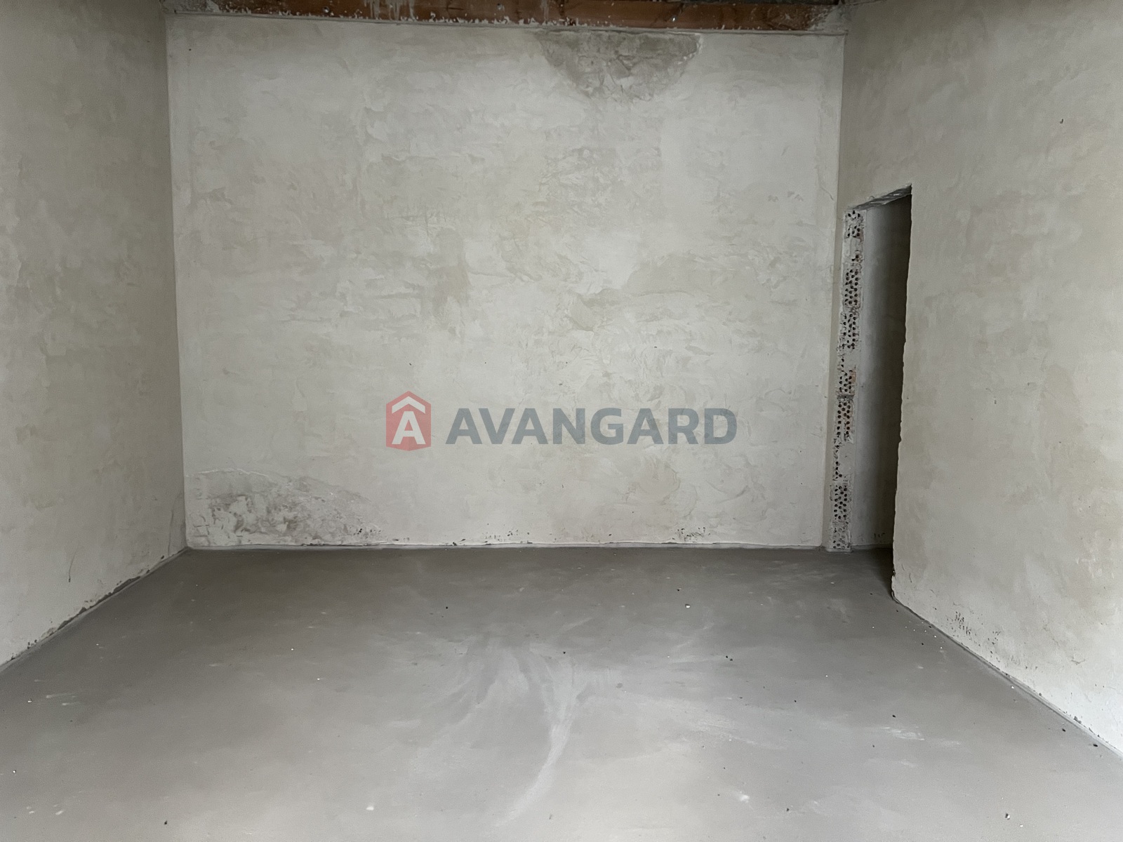 3 ��. ��������, 109/64/13 ��. �., 7/8 ������ ���� 12